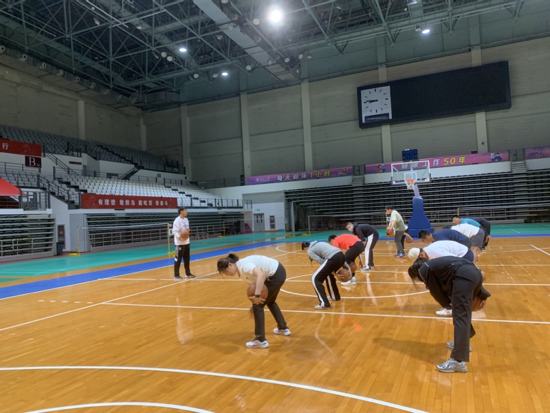 某U19
